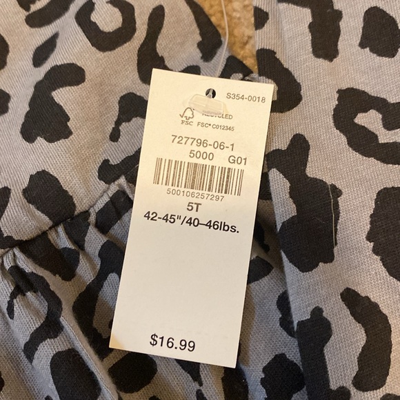 Girls Old Navy dresses - Picture 4 of 8